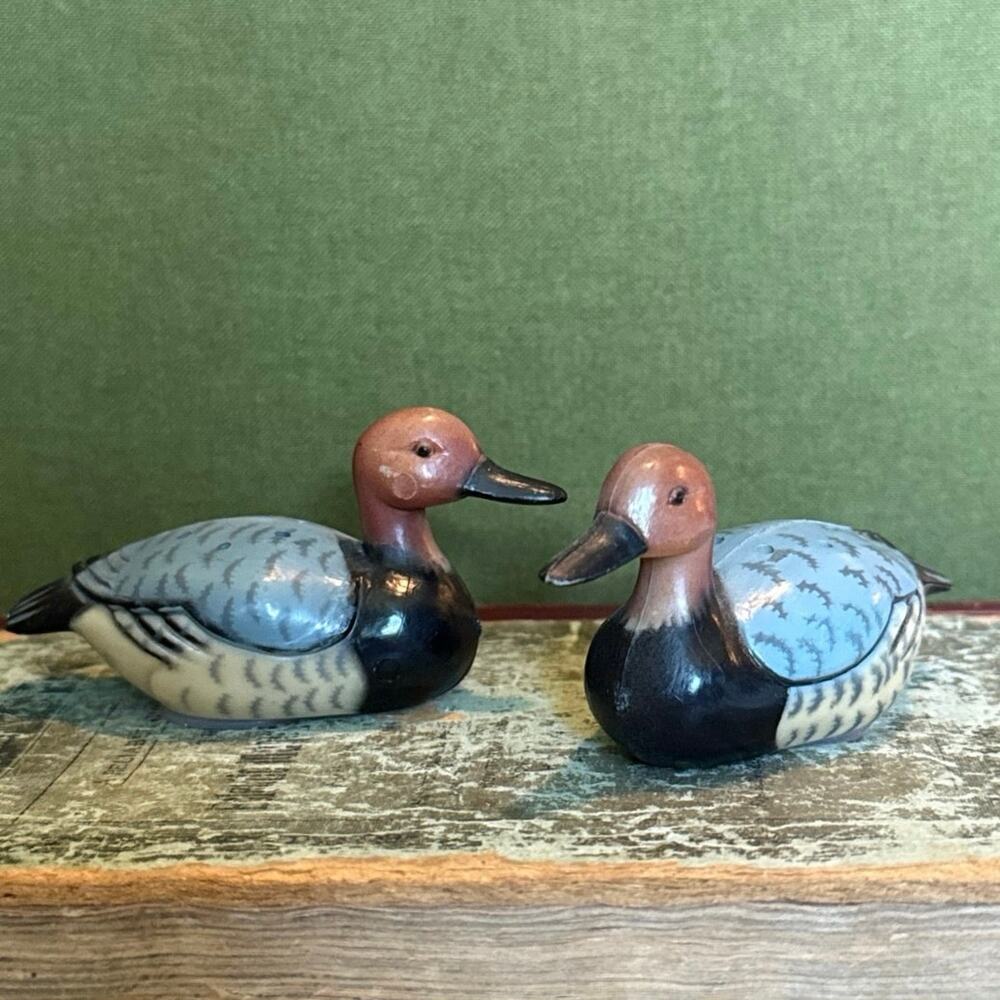 Vintage Duck Decoy Salt & Pepper Shaker Set • Plastic / Resin • 1970s–80s